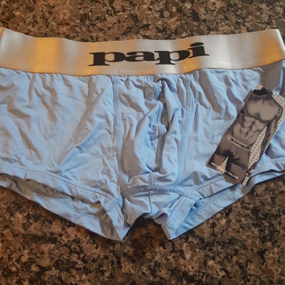 Papi platinum Brazilian trunk nwt large 36-38